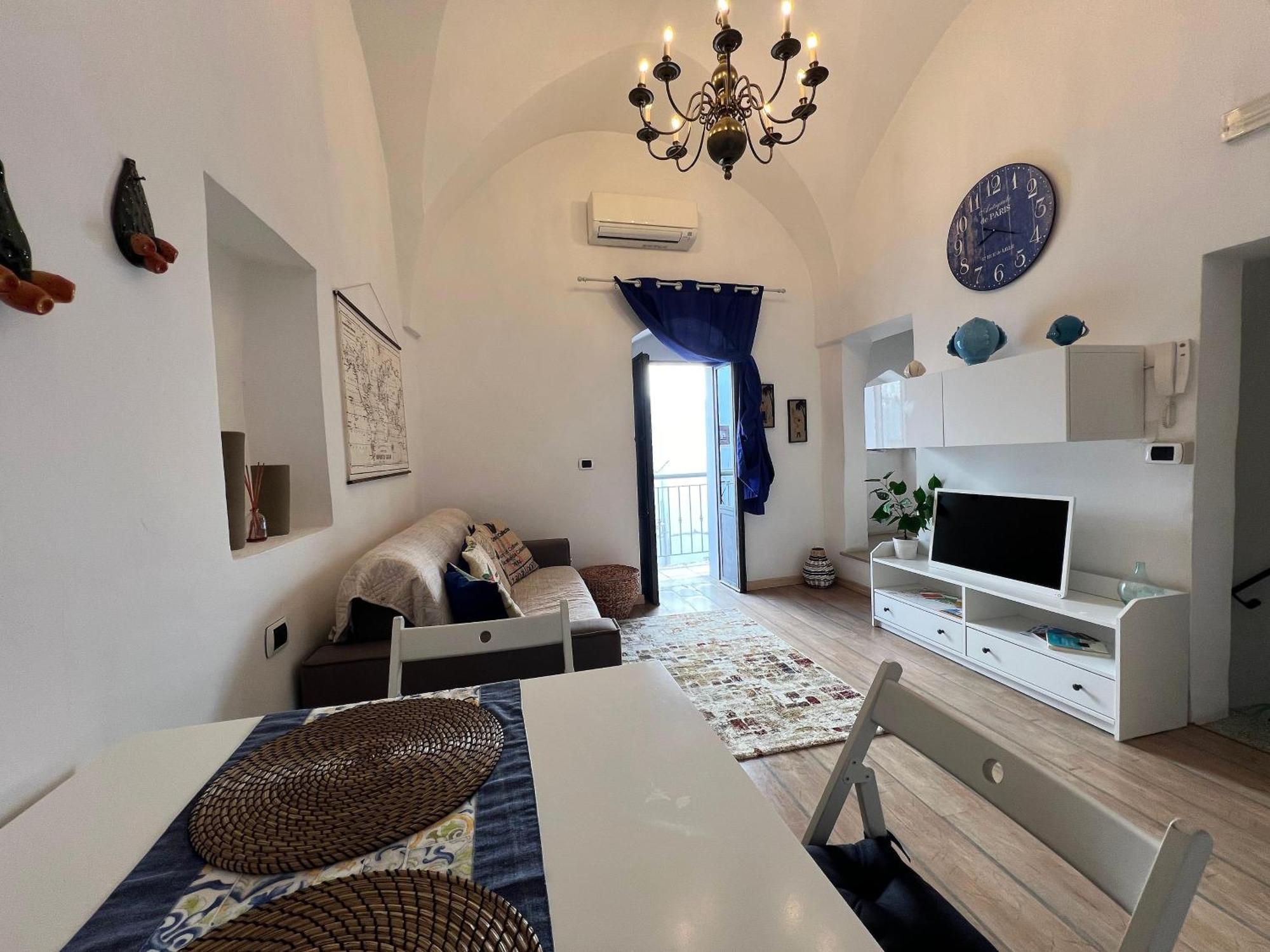 Апартаменты Cozy House In Ostuni With Panoramic Terraces Экстерьер фото